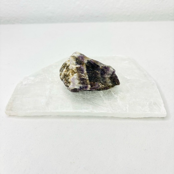 Chevron Amethyst Crystal - Picture 2 of 5